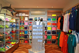 Blue Parrot Store Blue Parrot Store